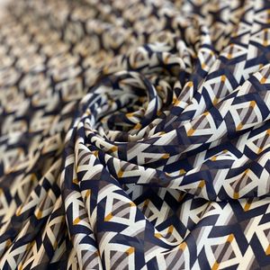 فروش اینترنتی پارچه حریر وندا