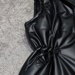 خرید آنلاین پافر چرم زنانه