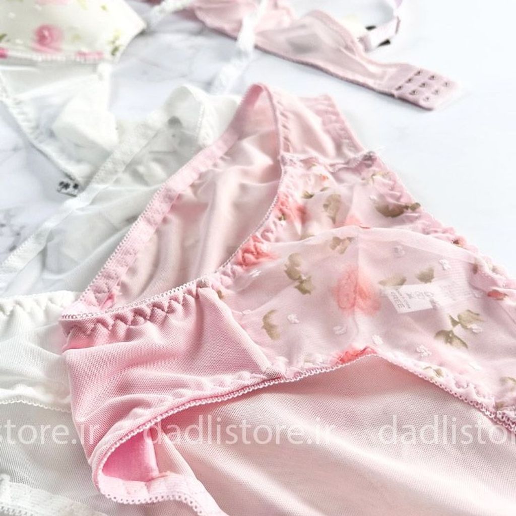 خرید آنلاین ست شورت و سوتین اسفنجی طرح گل