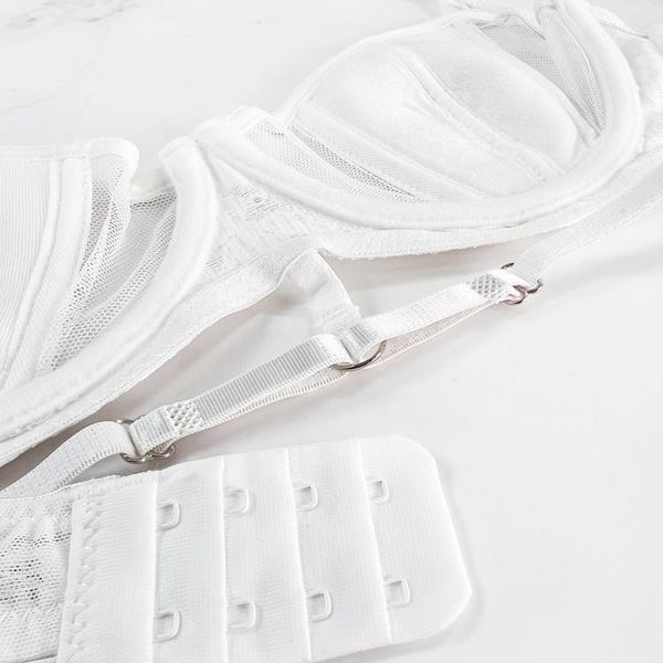 ست شورت و سوتین تور و دانتل هارنس دار