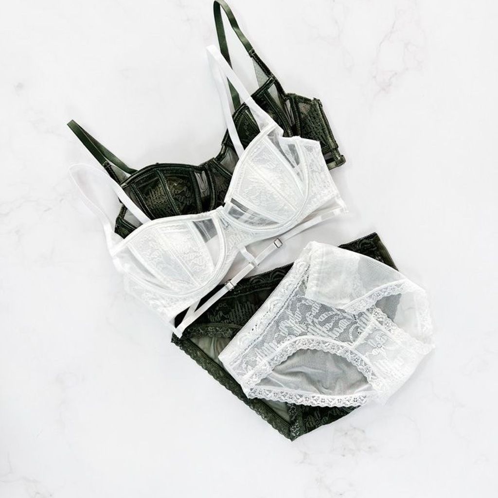 خرید آنلاین ست شورت و سوتین تور و دانتل هارنس دار