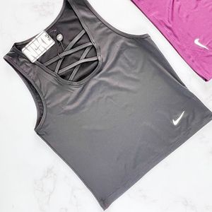 خرید آنلاین تاپ ورزشی هارنس دار نایکی Nike