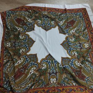 روسری نخی قواره بزرگ طرح ترکمن