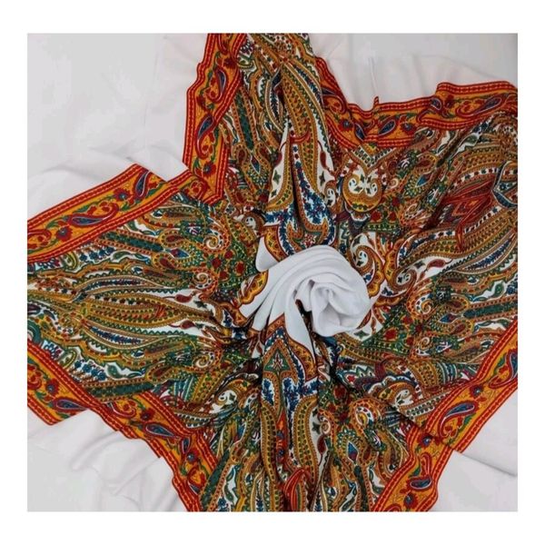 روسری نخی قواره بزرگ طرح ترکمن