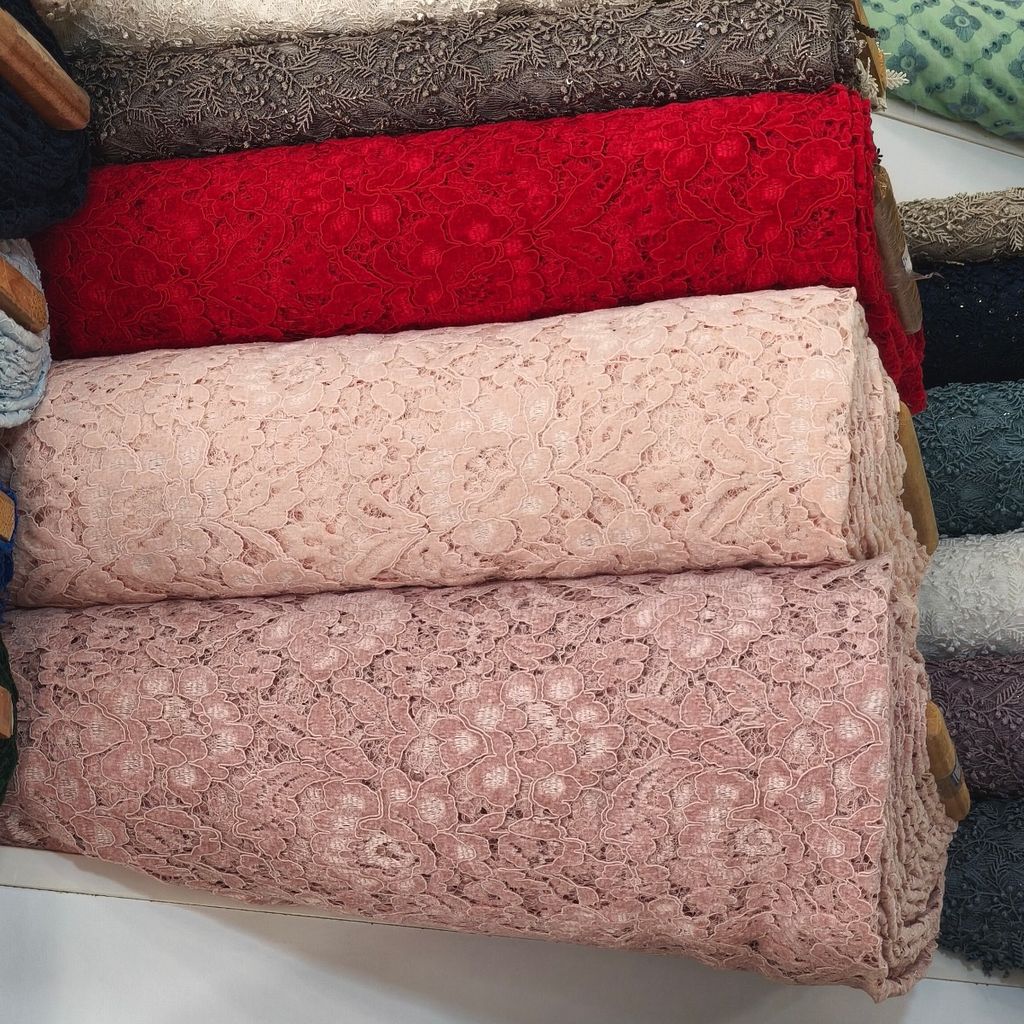 مشخصات پارچه گیپور مخمل