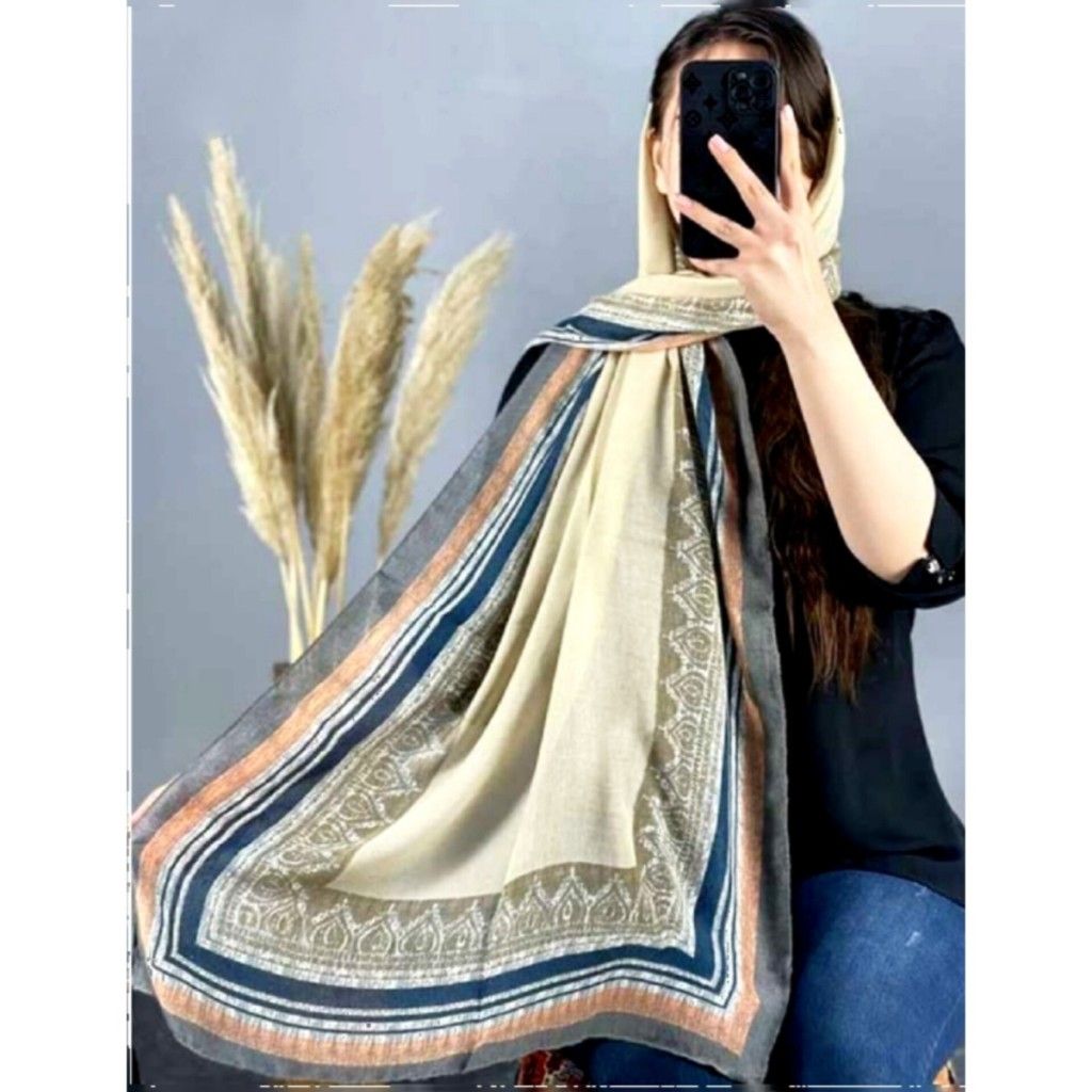فروش اینترنتی شال نخی منگوله دار زنانه