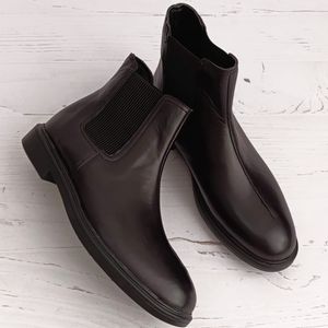خرید اینترنتی نیم بوت مردانه اسپرت چرم طبیعی چلسی دست دوز مدل کوین