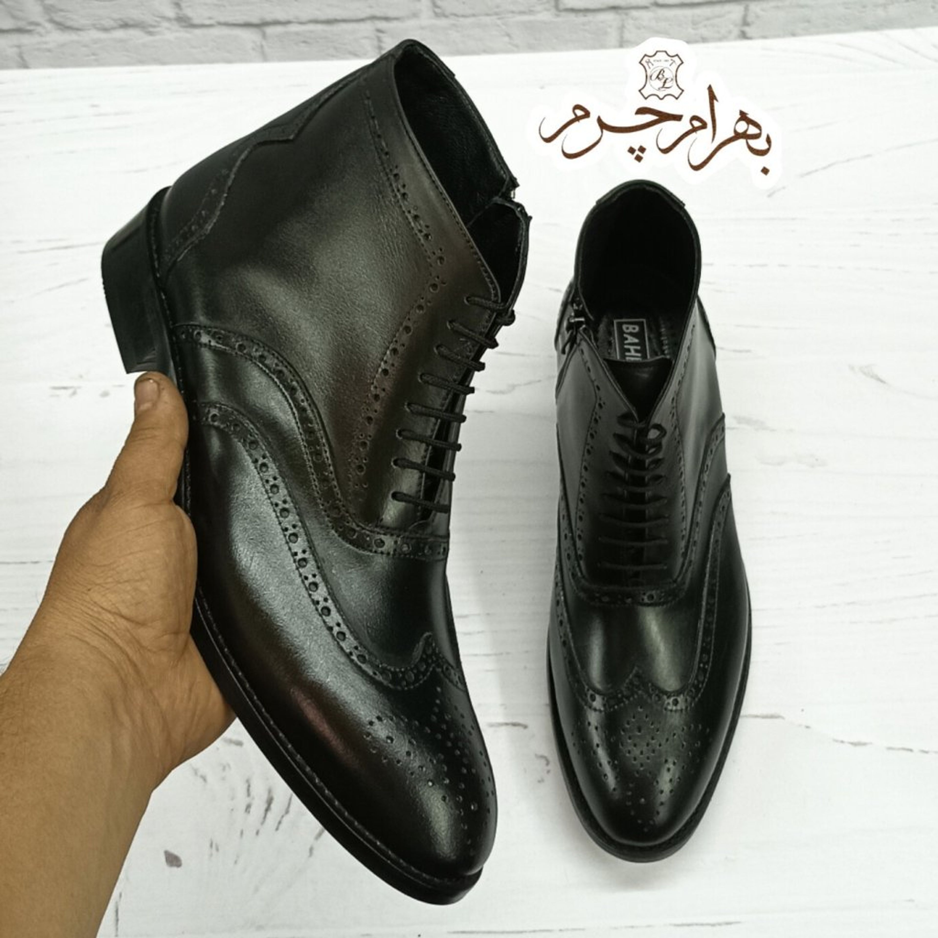 خرید اینترنتی نیم بوت مردانه چرم طبیعی مشکی ریچموند