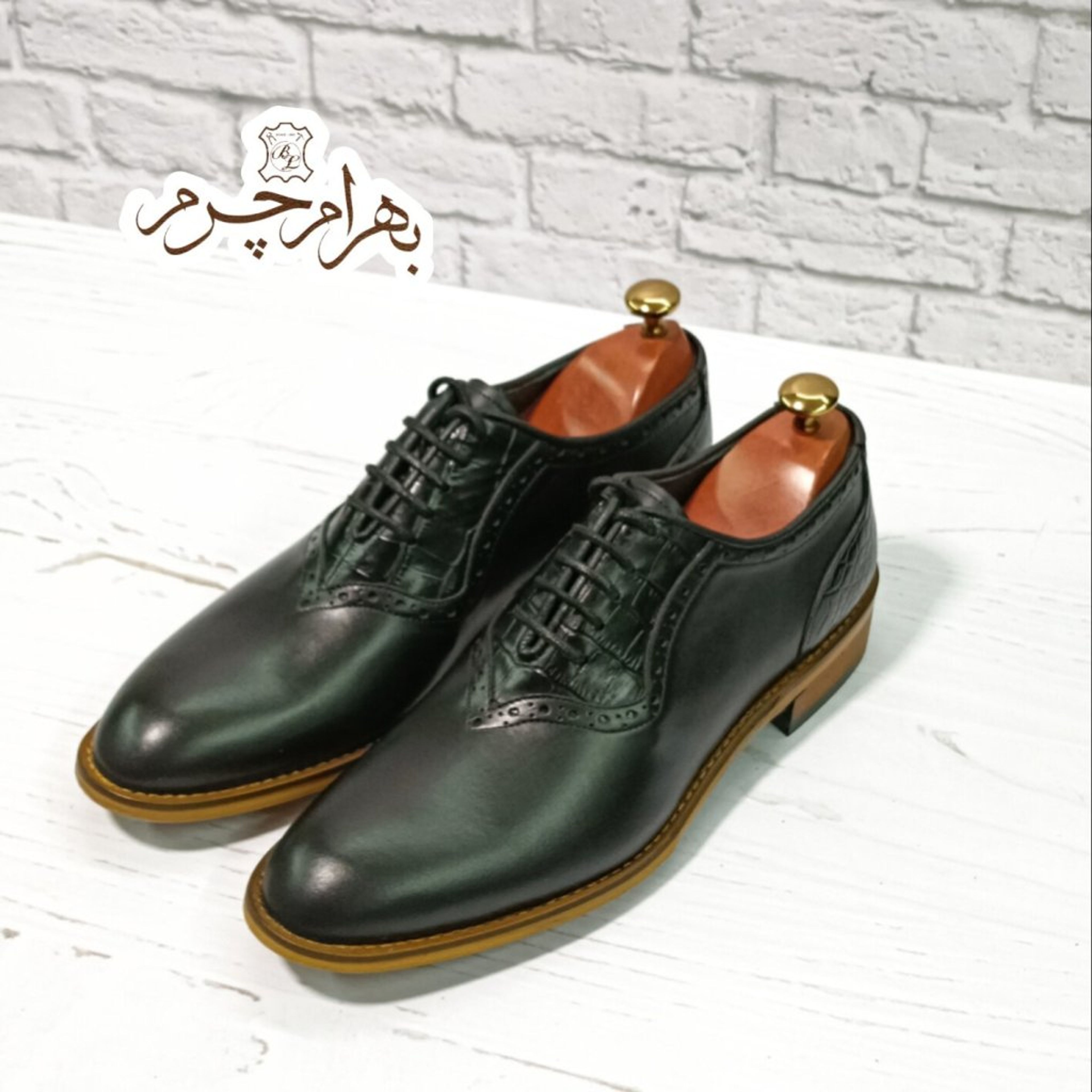 خرید اینترنتی کفش مردانه مجلسی چرم طبیعی مشکی مدل ژرژ 