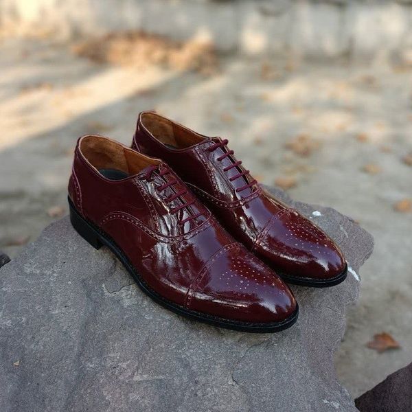 کفش مردانه مجلسی چرم طبیعی مدل آرماندو ورنی زرشکی