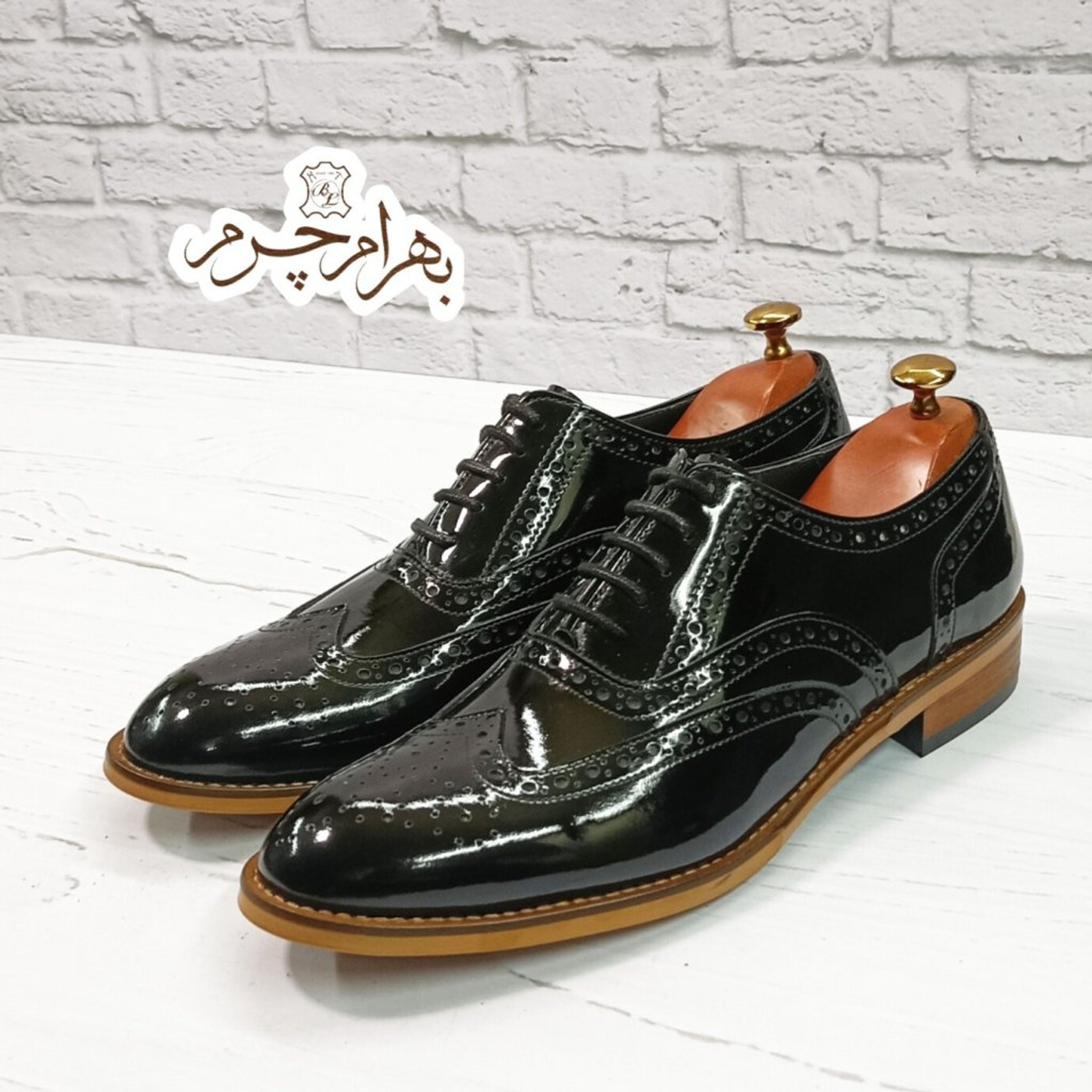 فروش اینترنتی کفش مردانه مجلسی چرم طبیعی مدل نیلسون ورنی مشکی 