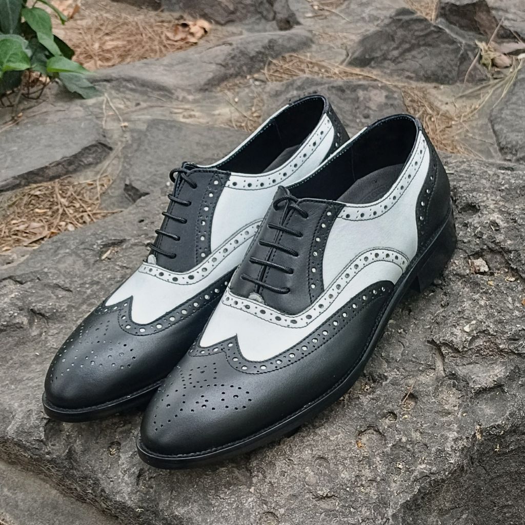 فروش اینترنتی کفش مردانه مجلسی چرم طبیعی مدل نیلسون دورنگ