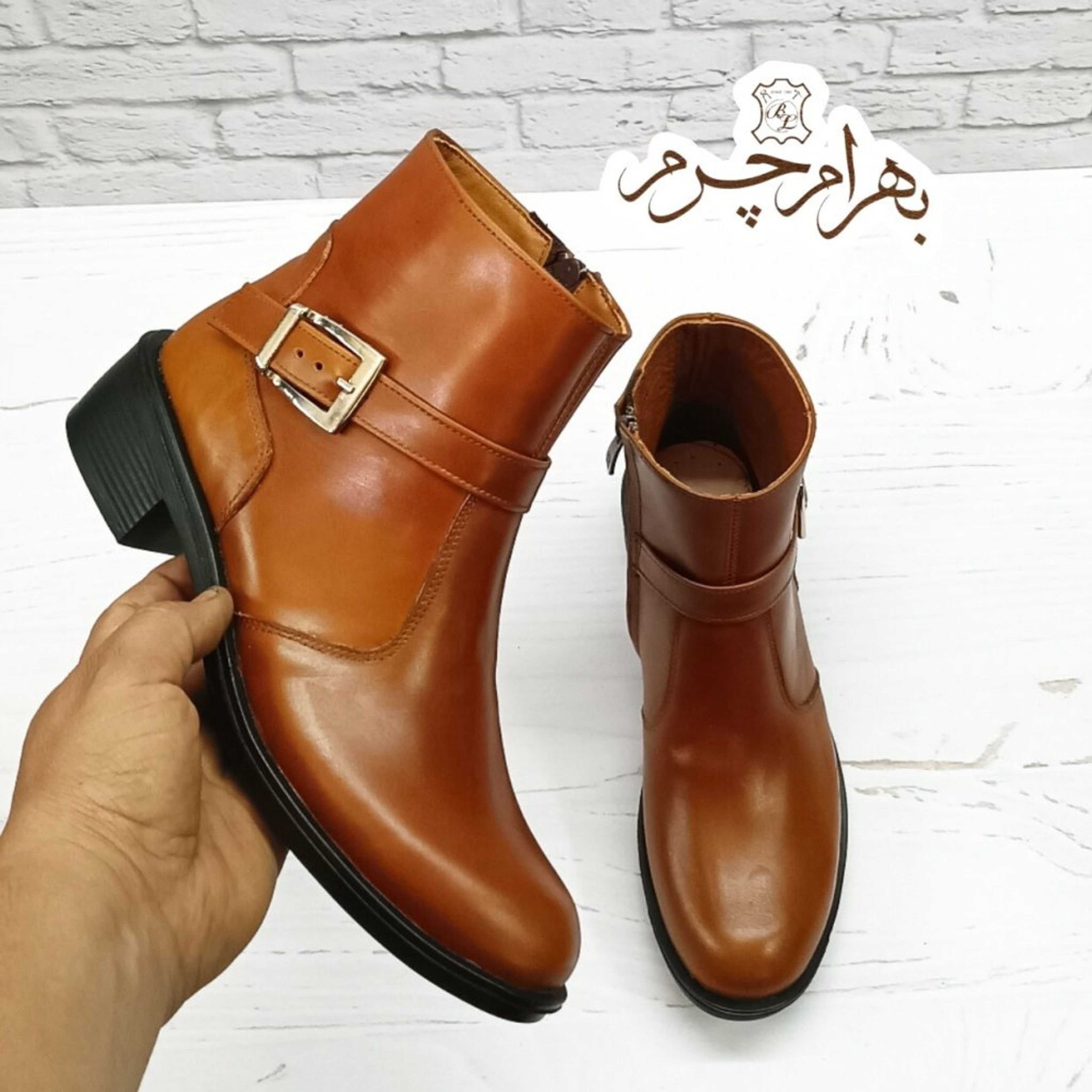 فروش اینترنتی نیم بوت زنانه اسپرت چرم طبیعی مدل کاترین عسلی