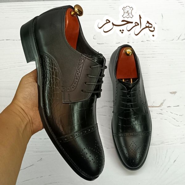 کفش مردانه مجلسی چرم طبیعی مشکی مدل کارلو کروکودیلی