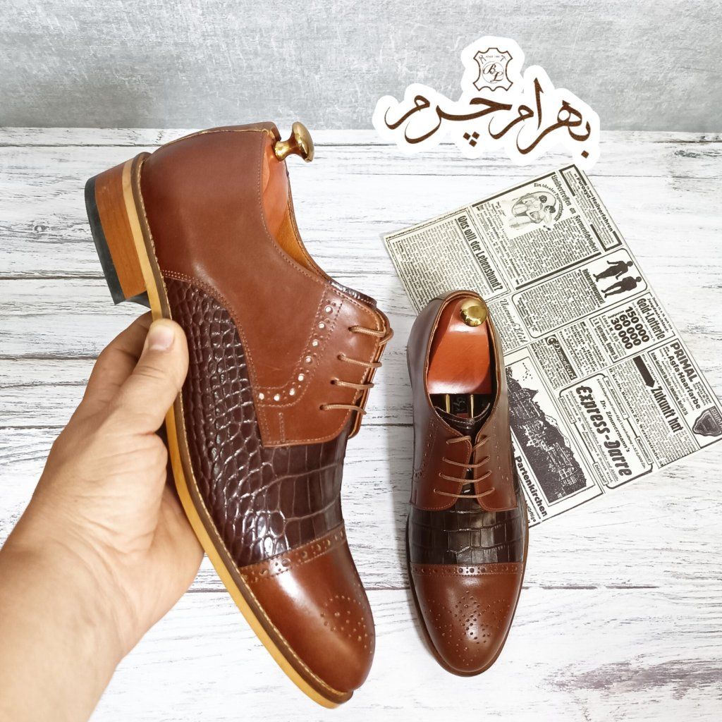 فروش اینترنتی کفش مردانه مجلسی چرم طبیعی مدل کارلو کروکودیلی قهوه ای 