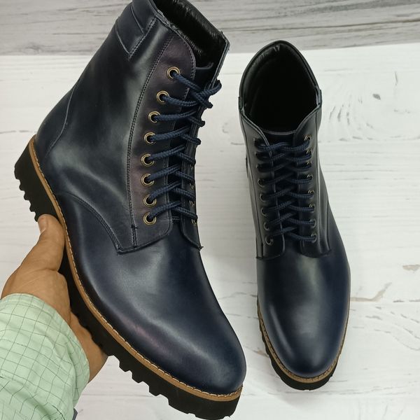 بوت مردانه  اسپرت چرم طبیعی دست دوز مدل دماوند سرمه ای