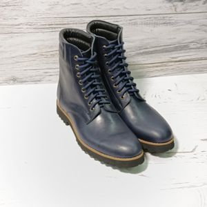 خرید آنلاین بوت مردانه  اسپرت چرم طبیعی دست دوز مدل دماوند سرمه ای