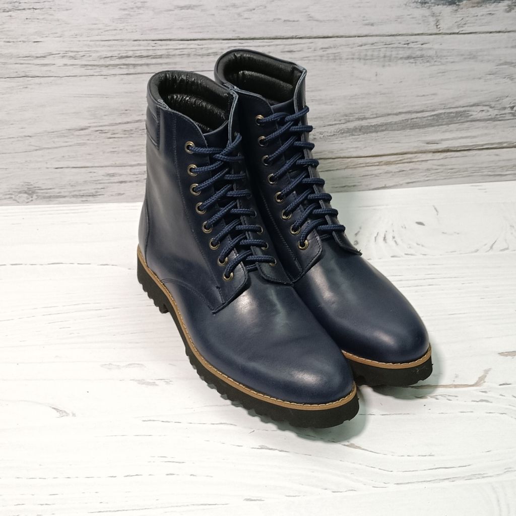 مشخصات بوت مردانه  اسپرت چرم طبیعی دست دوز مدل دماوند سرمه ای