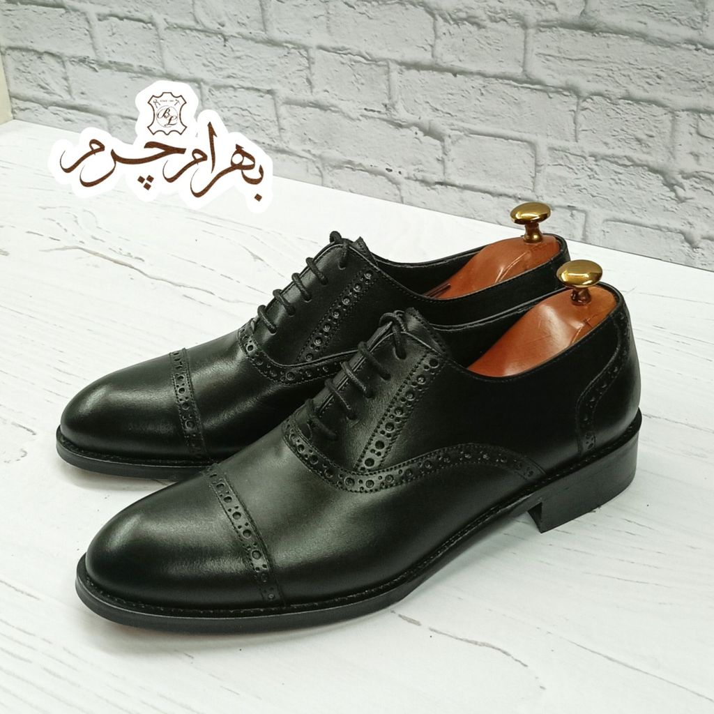 خرید اینترنتی کفش مردانه مجلسی چرم طبیعی مشکی مدل آرماندو