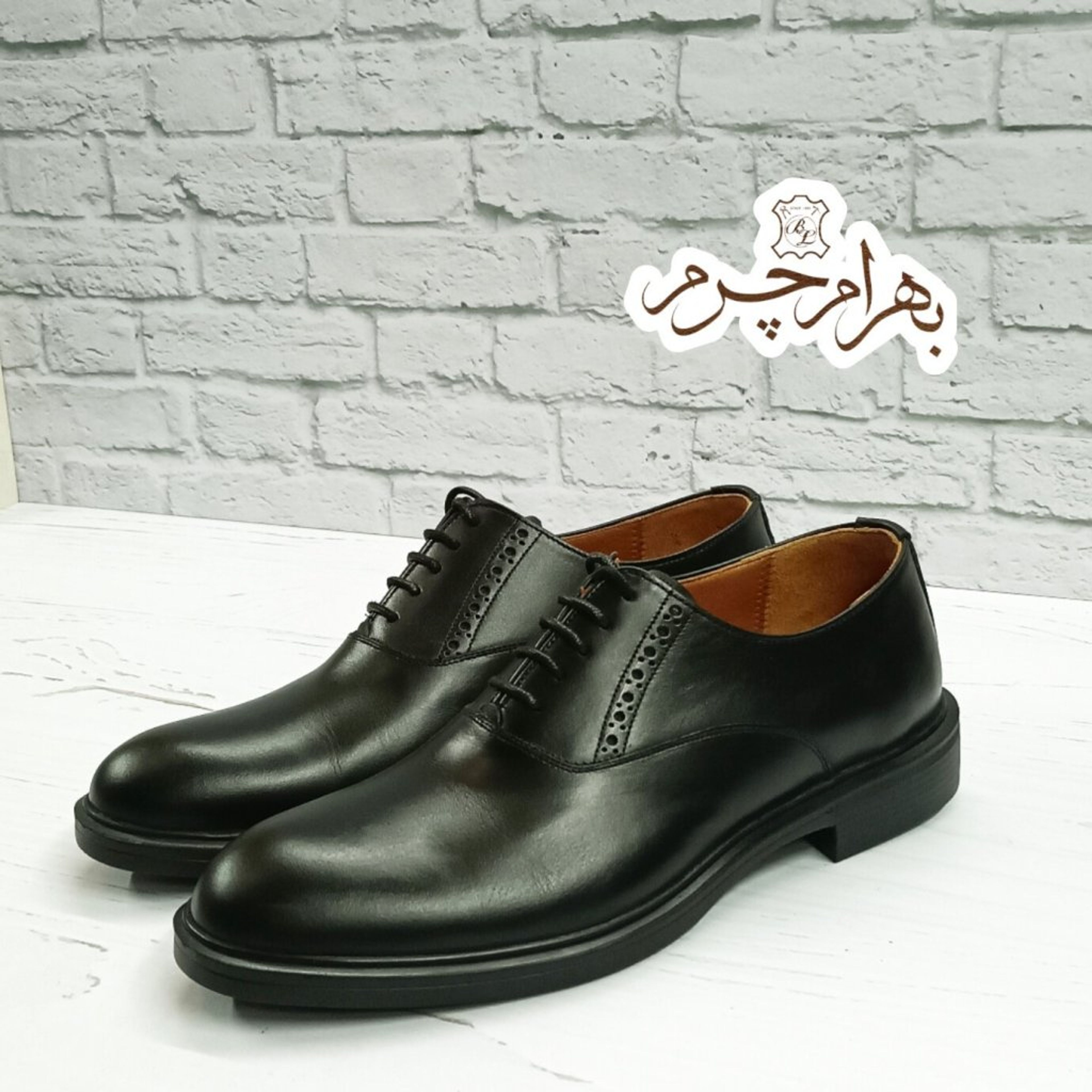 فروش اینترنتی کفش مردانه اداری شیک چرم طبیعی مشکی مدل دیوید