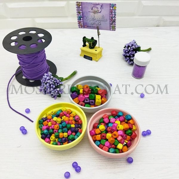 مهره چوبی مکعبی رنگی