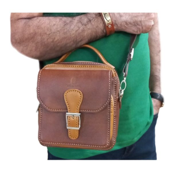 کیف دوشی مردانه با چرم طبیعی(دستدوز)