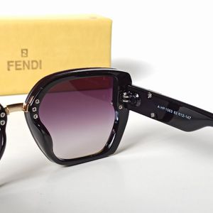 فروش اینترنتی عینک آفتابی زنانه فندی Fendi فشن چند ضلعی