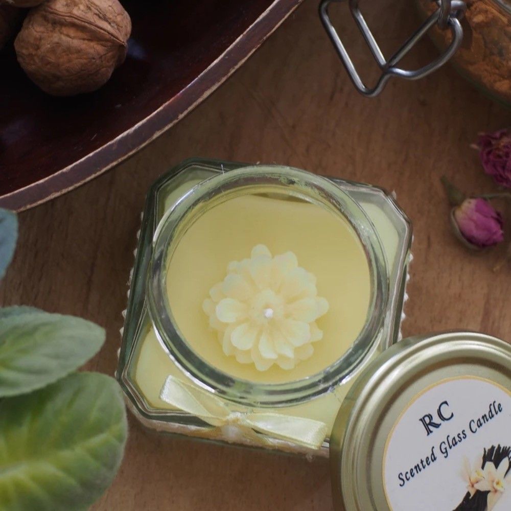 خرید اینترنتی شمع عطری مکعبی آرسی RC با رایحه لیمو