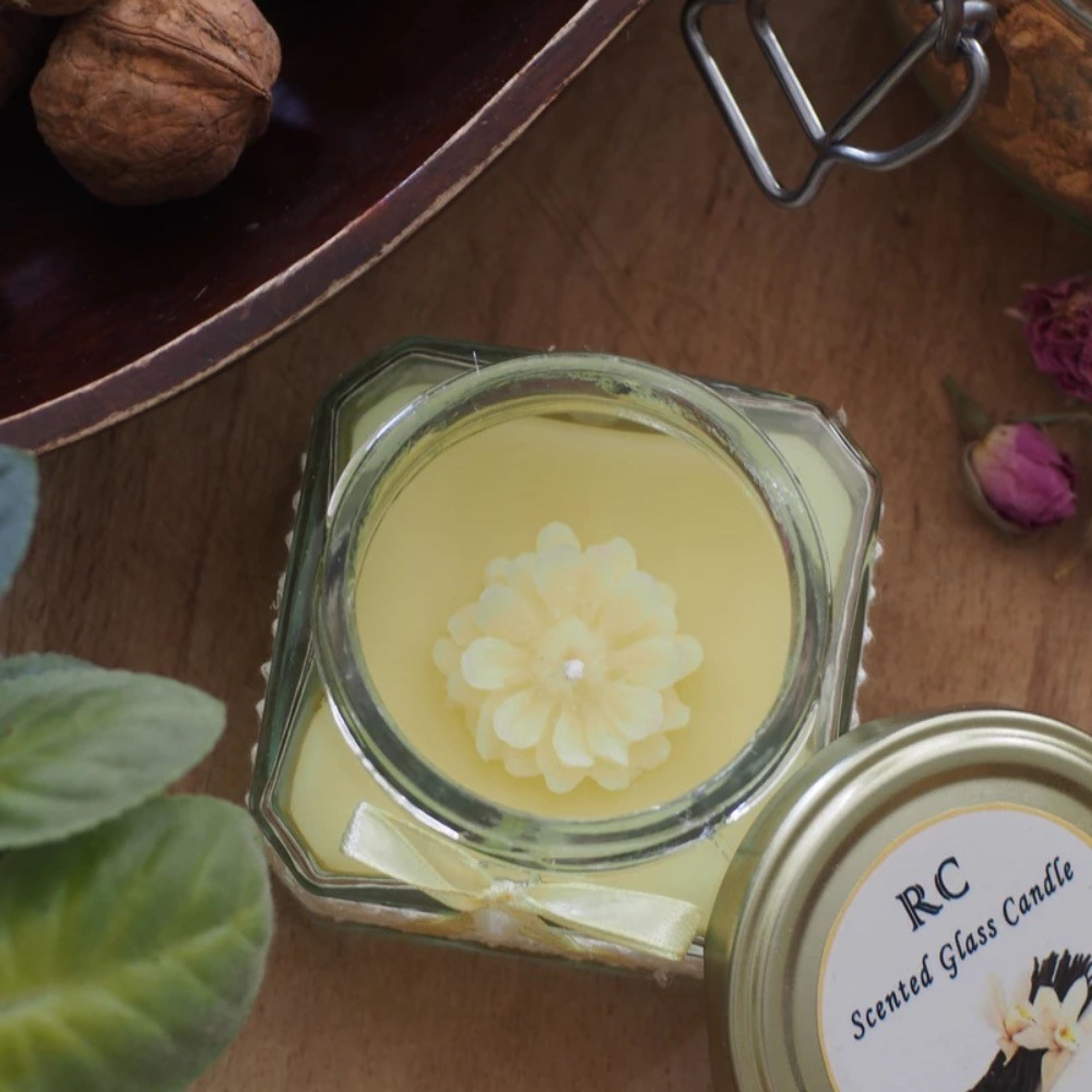 خرید اینترنتی شمع عطری مکعبی آرسی RC با رایحه لیمو