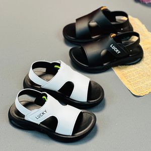 خرید اینترنتی قیمت صندل بچگانه اسپرت تک چسب برند LuckyKids کد 013002