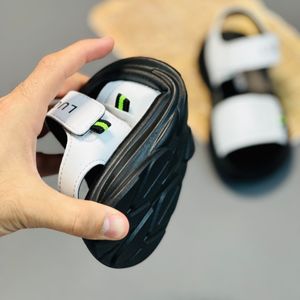 خرید اینترنتی قیمت صندل بچگانه اسپرت دو چسب برند LuckyKids کد 013003