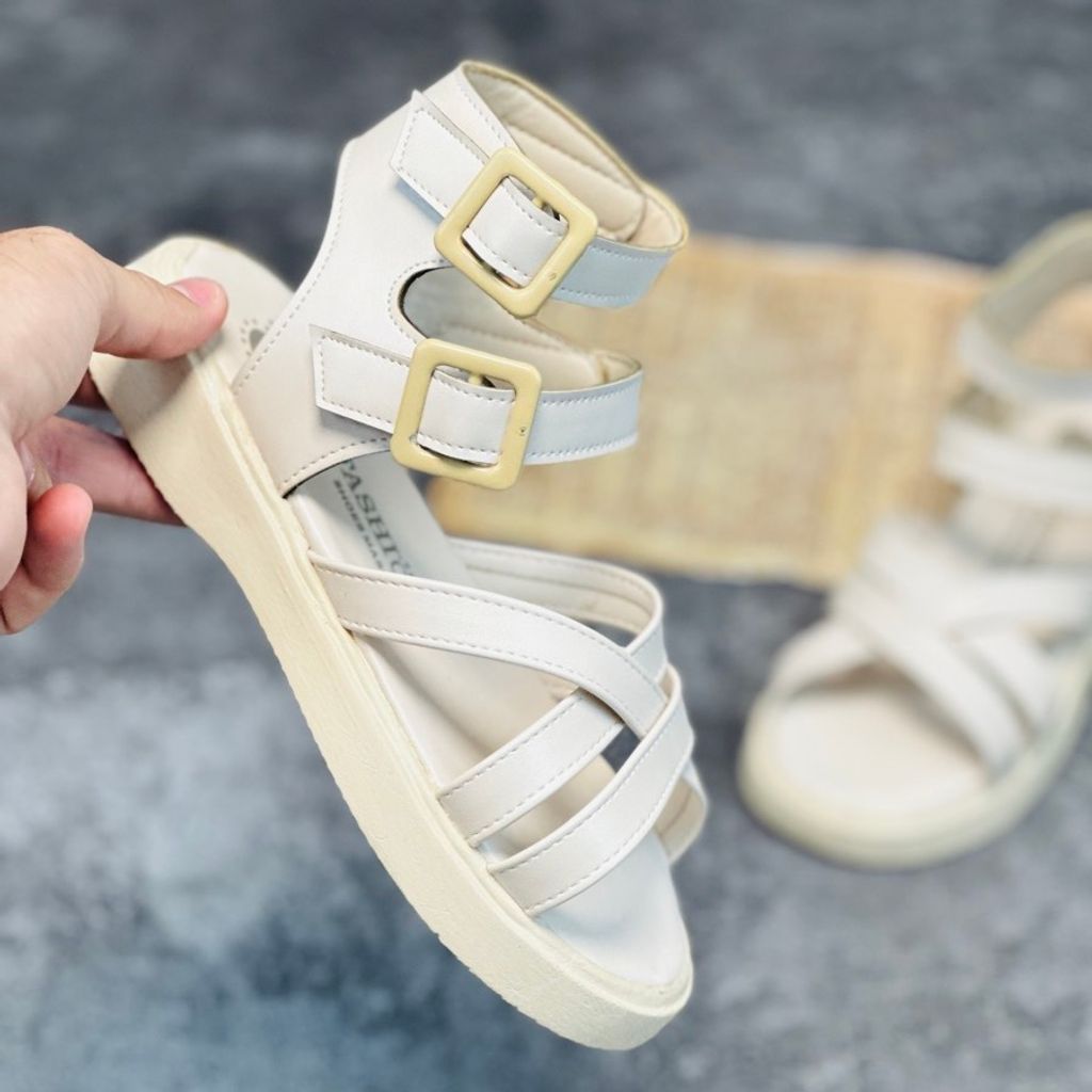 خرید اینترنتی قیمت صندل دخترانه طرح گلادیاتور کد 030601