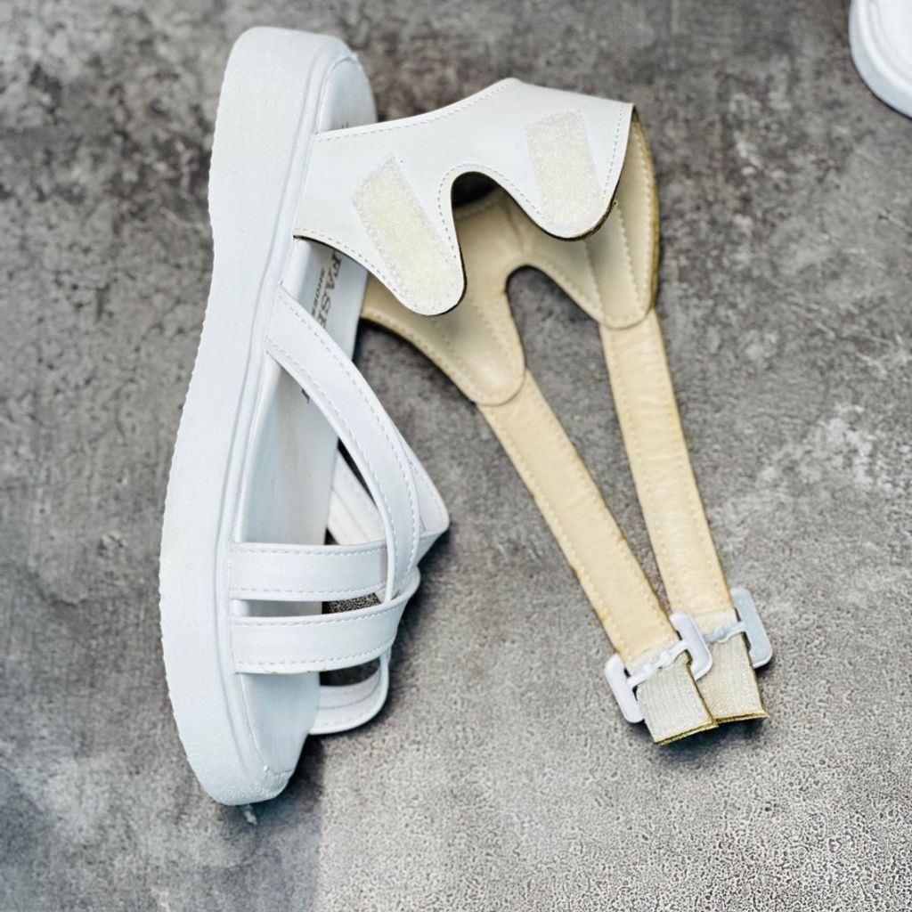 خرید اینترنتی قیمت صندل دخترانه طرح گلادیاتور کد 030601