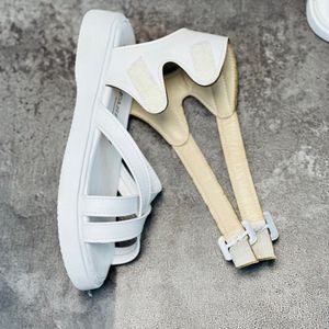 خرید اینترنتی قیمت صندل دخترانه طرح گلادیاتور کد 030601