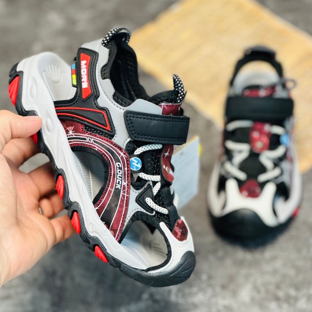 خرید اینترنتی قیمت صندل بچگانه چسبی طرح more برند G.duck کد 030606