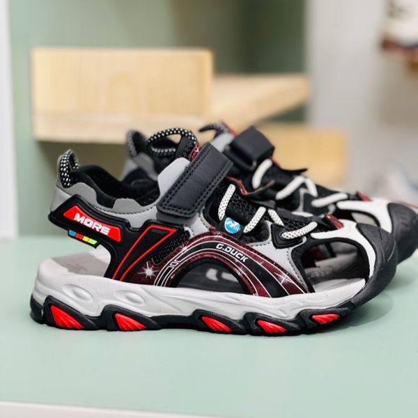 صندل بچگانه چسبی طرح more برند G.duck کد 030606