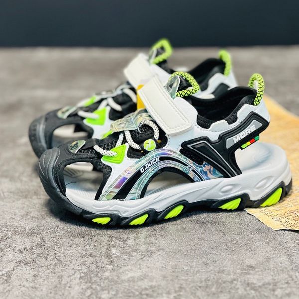 صندل بچگانه چسبی طرح more برند G.duck کد 030606