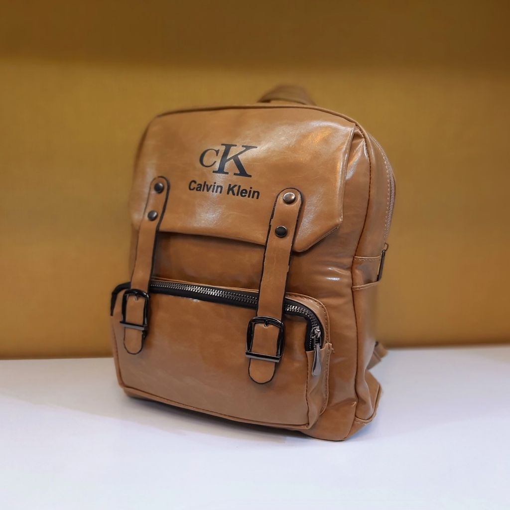 خرید اینترنتی کوله پشتی Calvin Klein