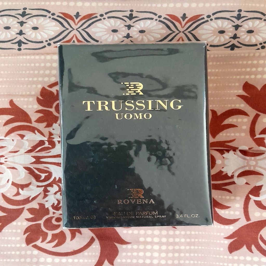 خرید آنلاین ادکلن TRUSSING UOMO ROVENAادکلن تروساردی اومو روونا