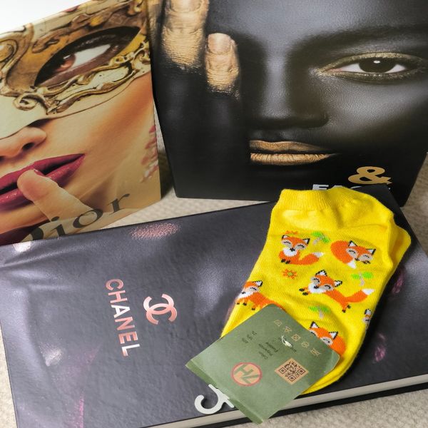 جوراب مچی زنانه طرح دار کد 012