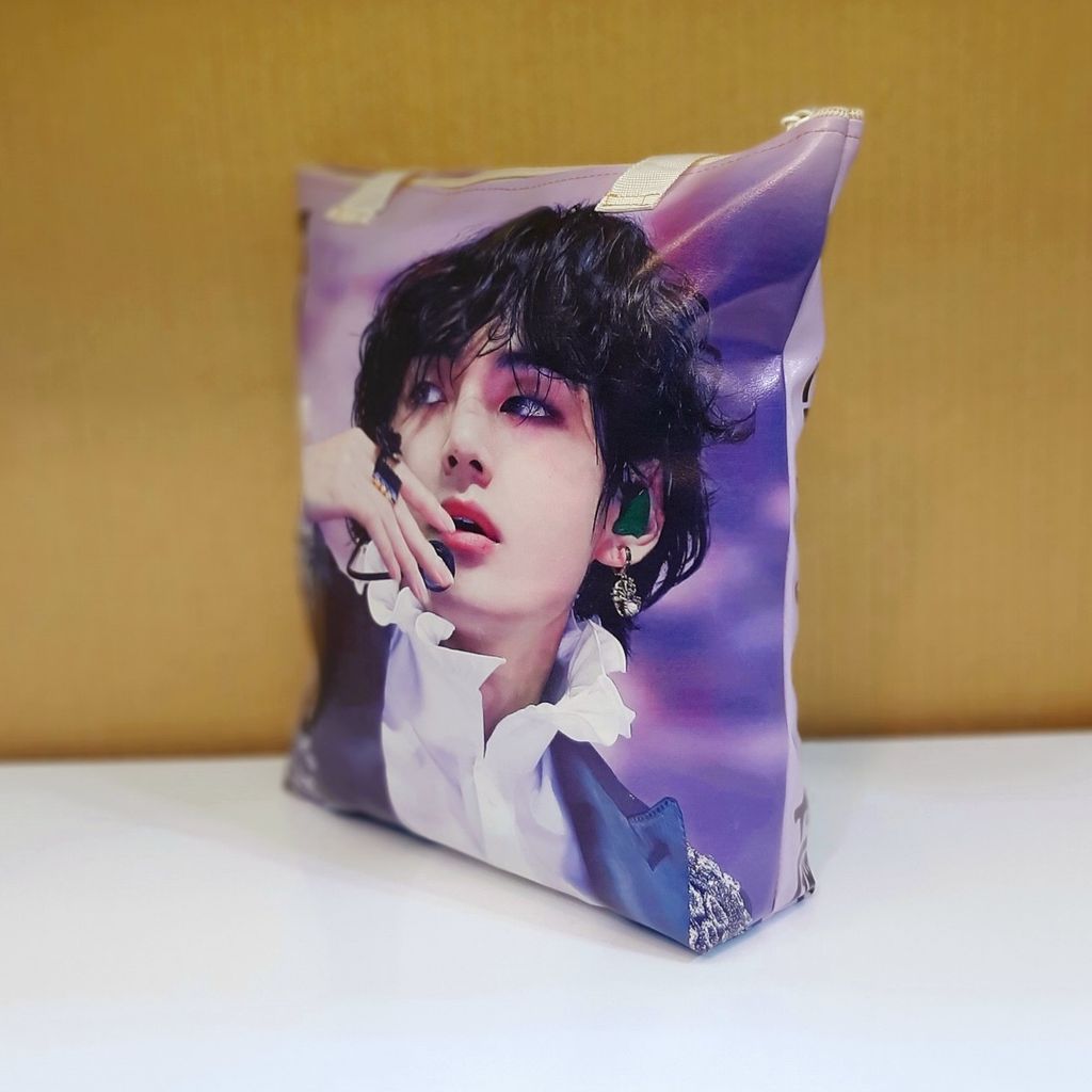 خرید آنلاین کیف اسپرت با عکس BTS