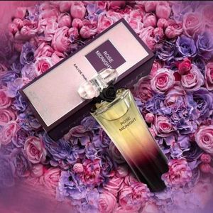 عطر ادکلن پرفروش زنانه لانکوم ترزور میدنایت رز فراگرنس ورد - ماندگاری و پخش بو عالی - حجم 100 میل - اورجینال