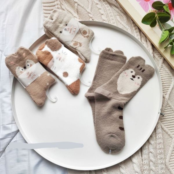 جوراب ساقدار زنانه طرح گربه پشمی کوکوهانا