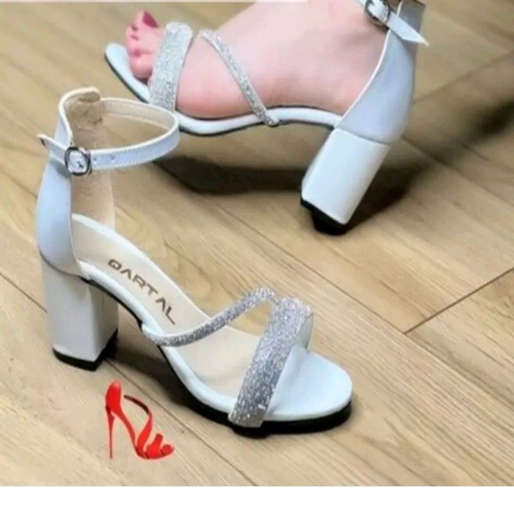 فروش اینترنتی کفش مجلسی زنانه دخترانه نگین ثابت پرطرفدار