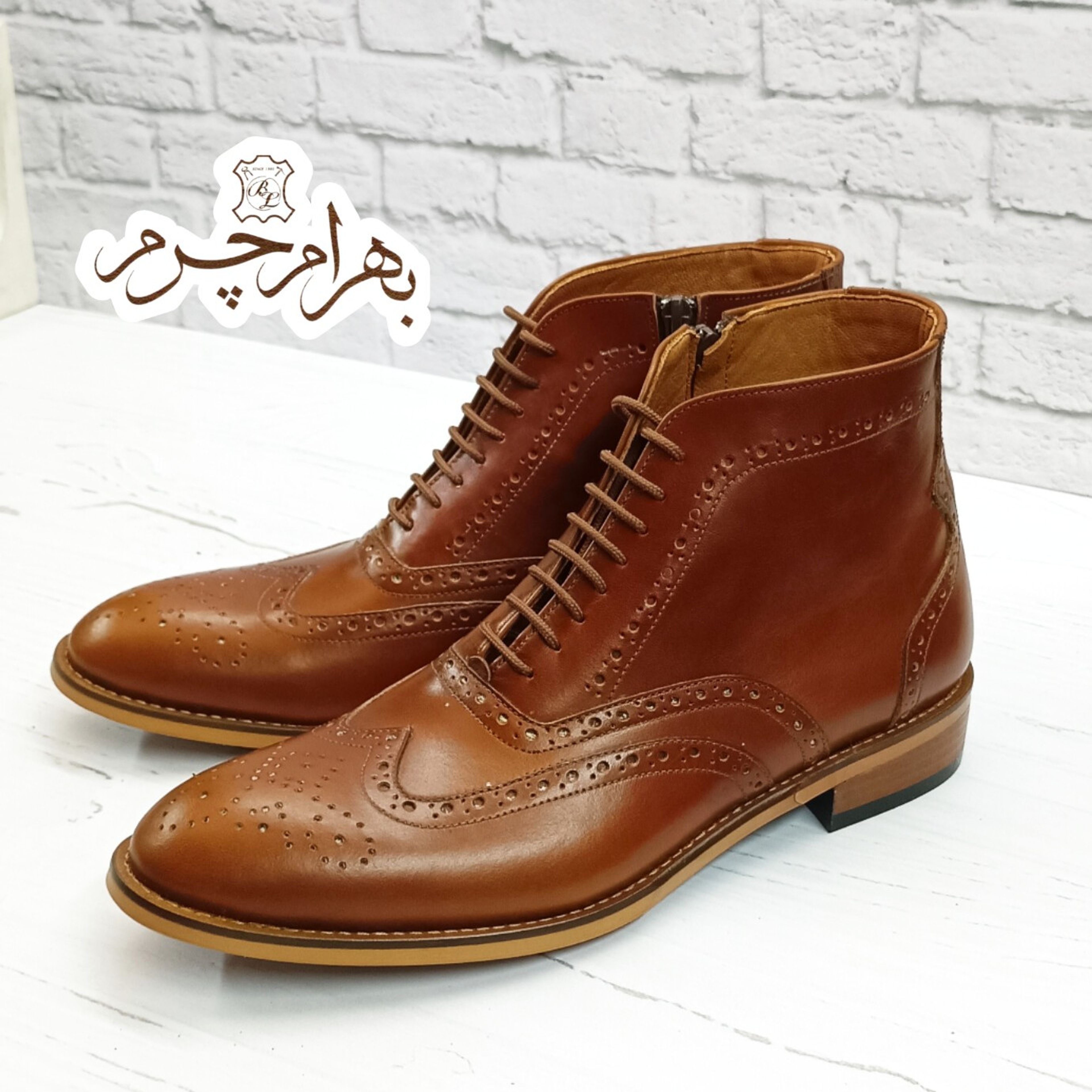 فروش اینترنتی نیم بوت مردانه چرم طبیعی مدل ریچموندعسلی