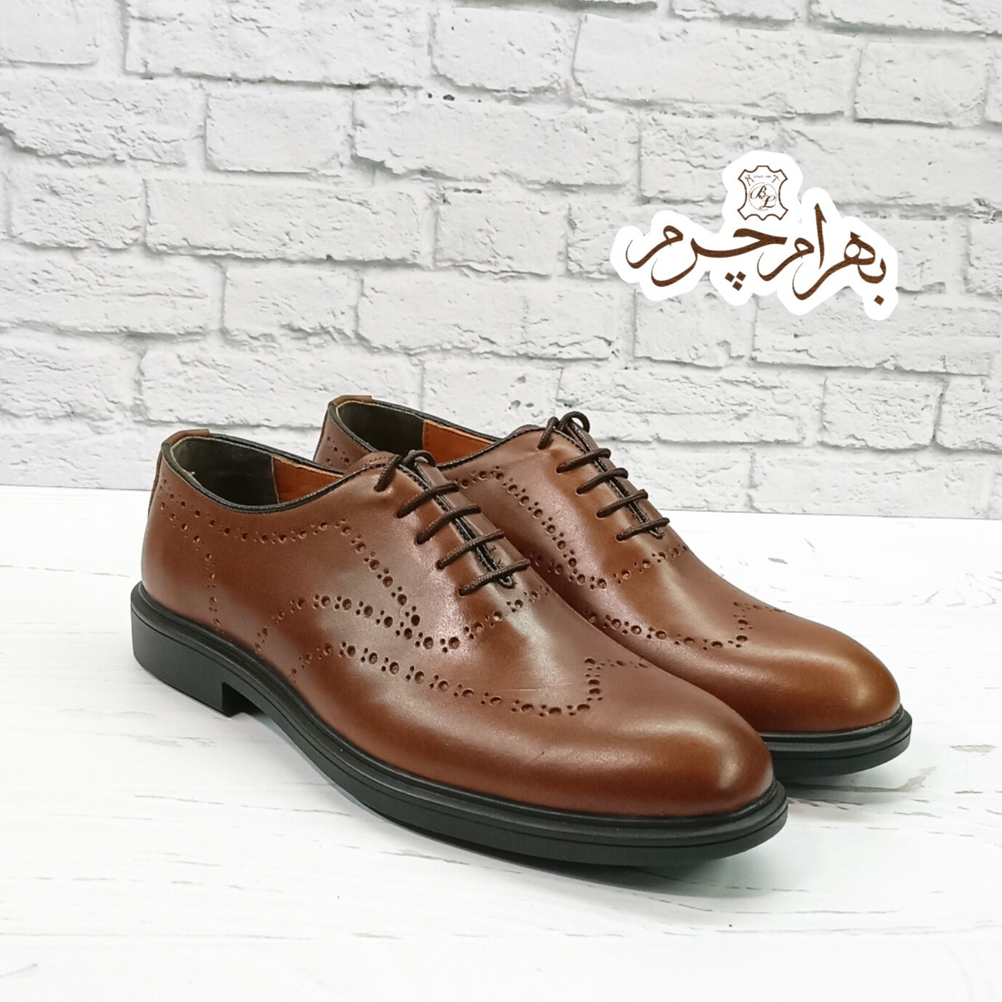 فروش اینترنتی کفش مردانه اداری چرم طبیعی مدل الویس قهوه ای 