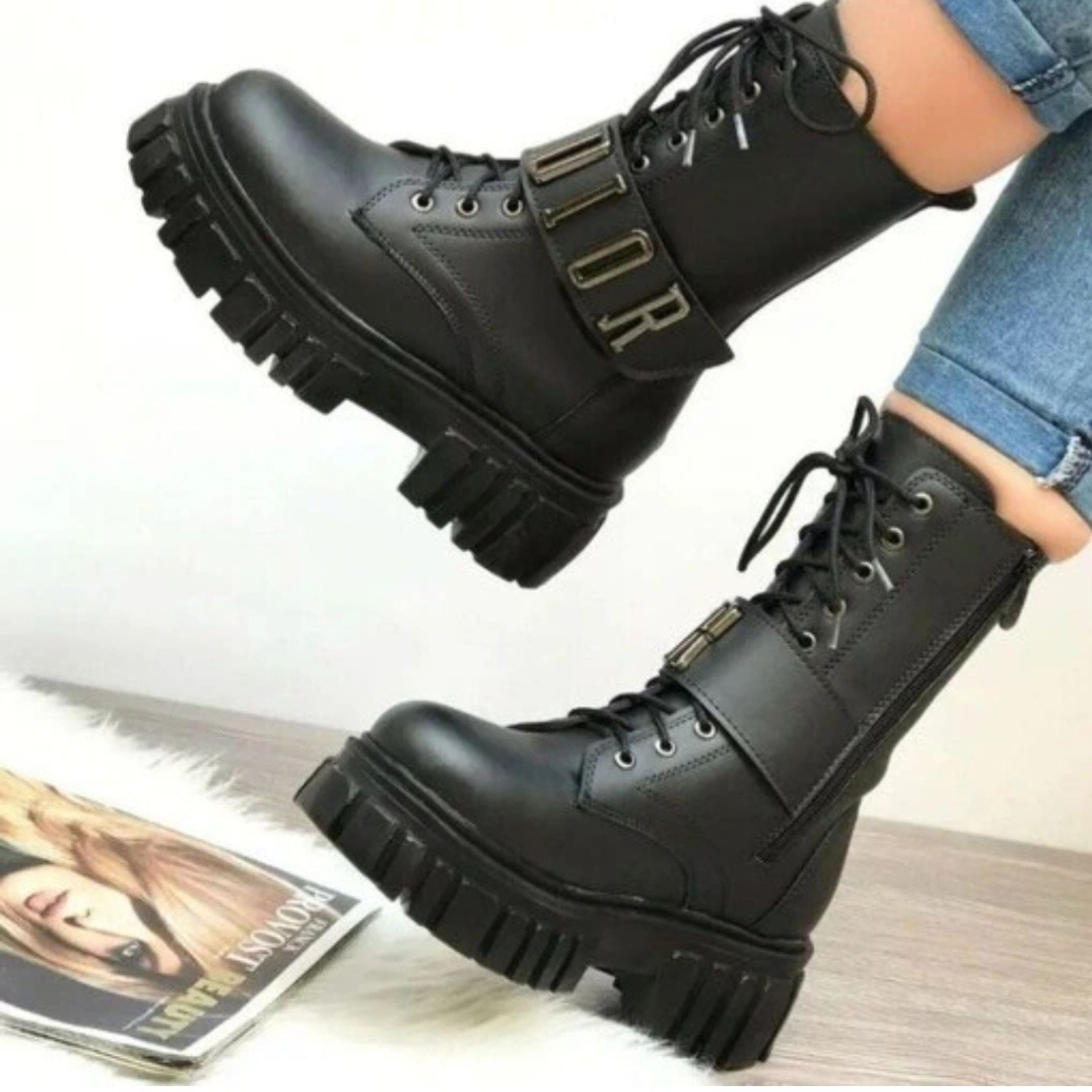 خرید آنلاین بوت زنانه دیور