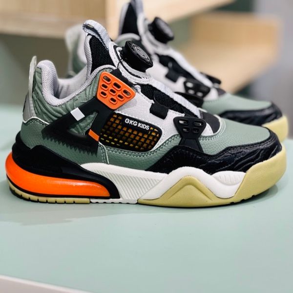 کتونی طرح جردن4 برند BKG کد 071902