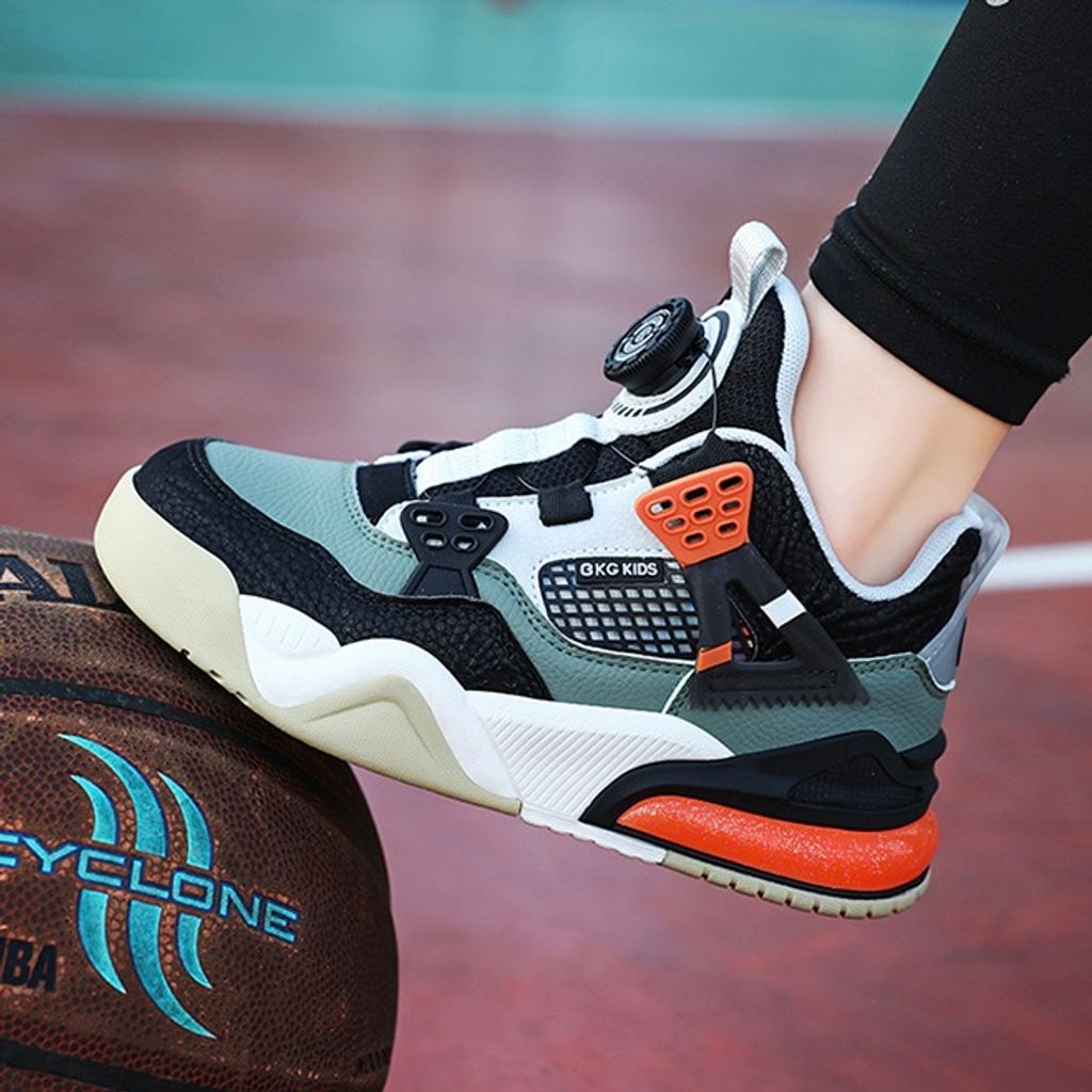 خرید اینترنتی قیمت کتونی طرح جردن4 برند BKG کد 071902