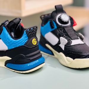 خرید اینترنتی قیمت کتونی طرح جردن4 برند BKG کد 071902